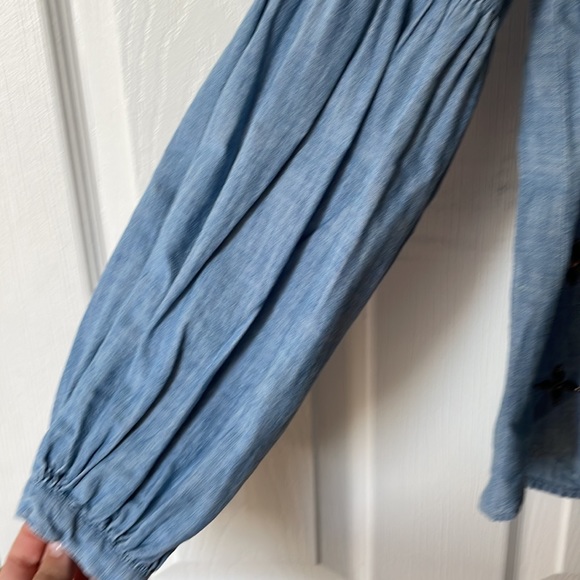 Gap Denim embellished blouse - Picture 3 of 4
